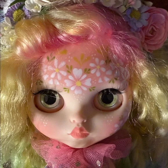 Custom Blythe Doll - Picture 5 of 12